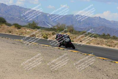 media/Oct-08-2022-SoCal Trackdays (Sat) [[1fc3beec89]]/Turn 7 Inside (145pm)/